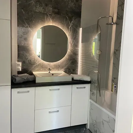 Zamiejska Apartament Apartamento *