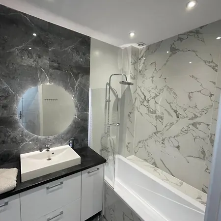 Apartment Zamiejska Apartament *